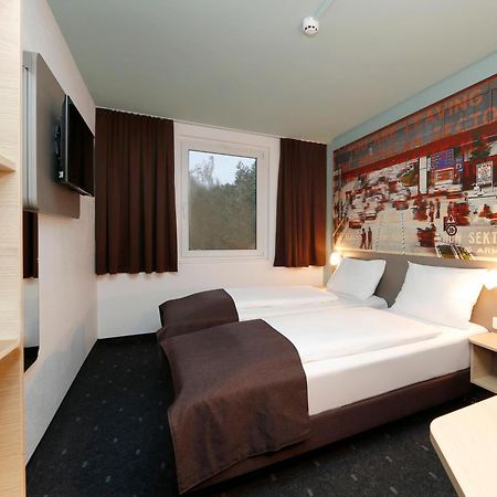 B&B Hotel Berlin-Dreilinden Kleinmachnow Eksteriør bilde