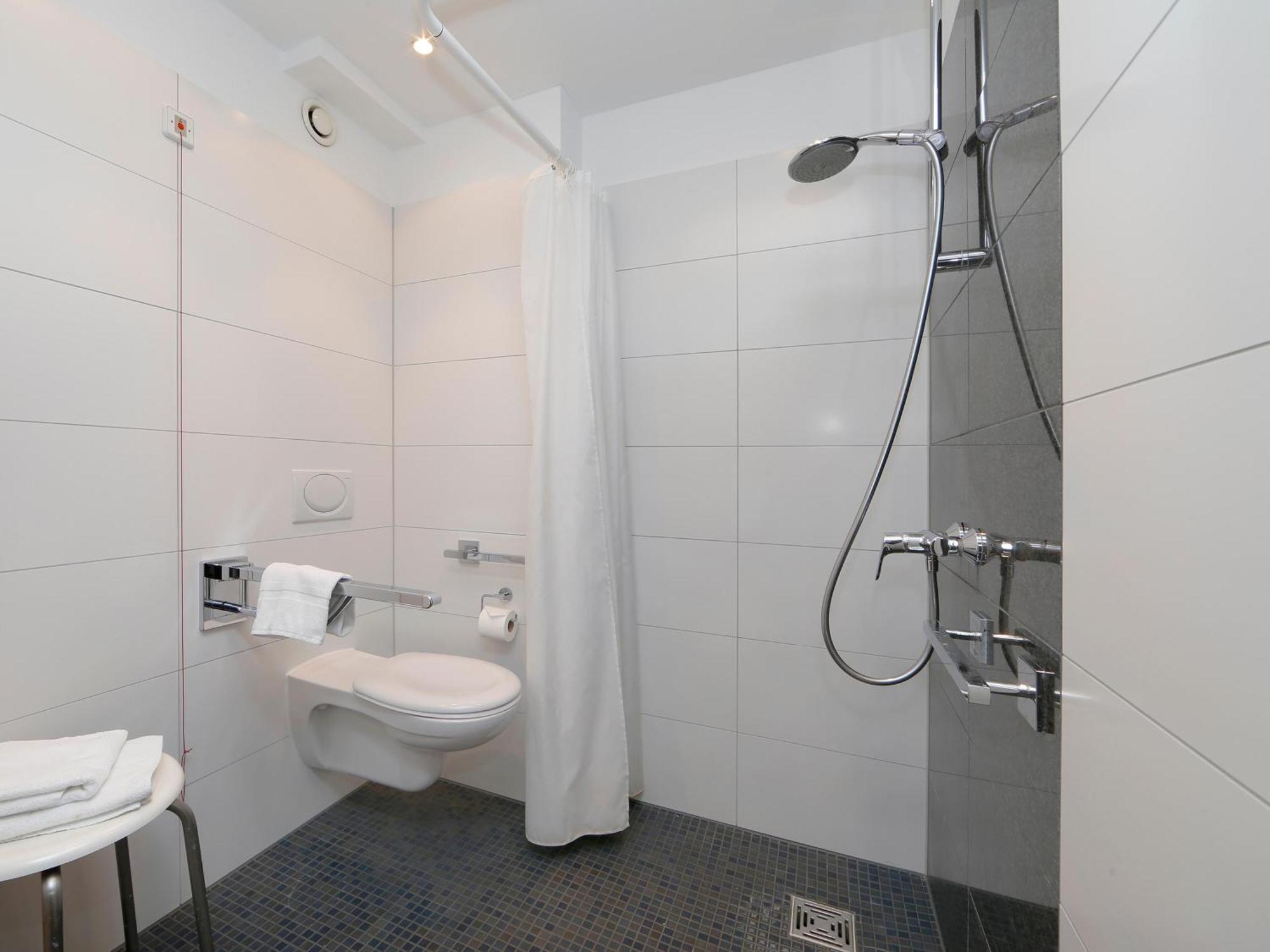 B&B Hotel Berlin-Dreilinden Kleinmachnow Eksteriør bilde