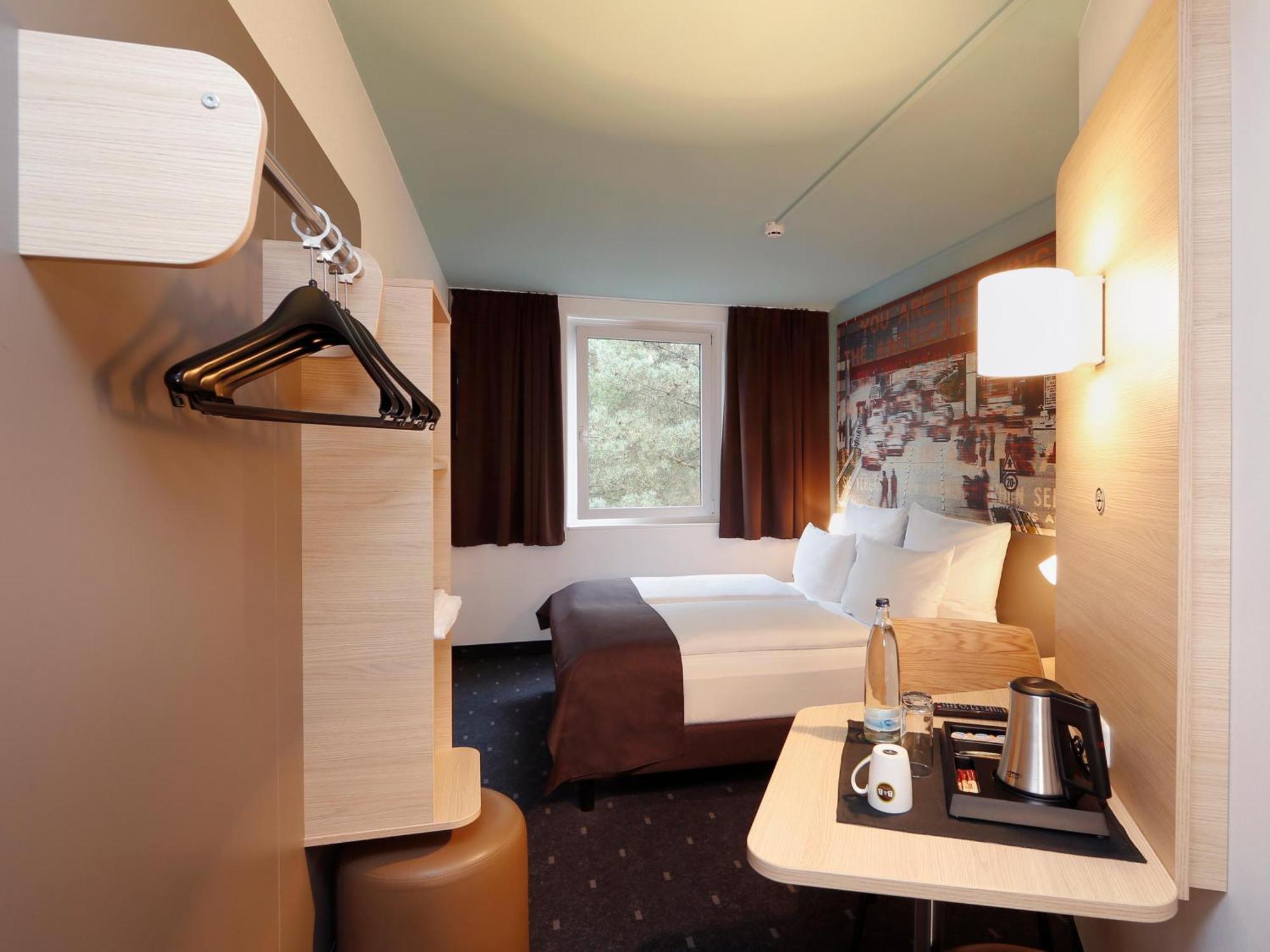 B&B Hotel Berlin-Dreilinden Kleinmachnow Eksteriør bilde