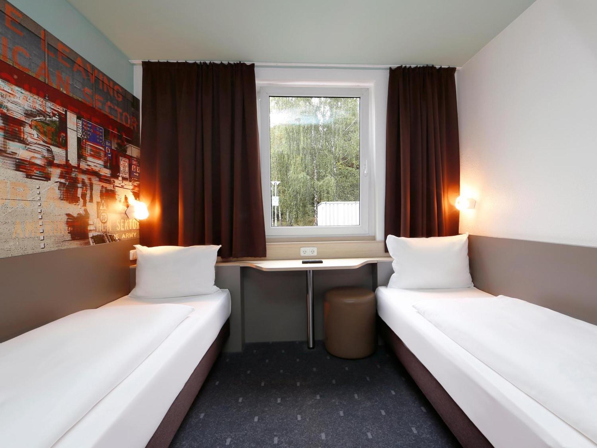 B&B Hotel Berlin-Dreilinden Kleinmachnow Eksteriør bilde